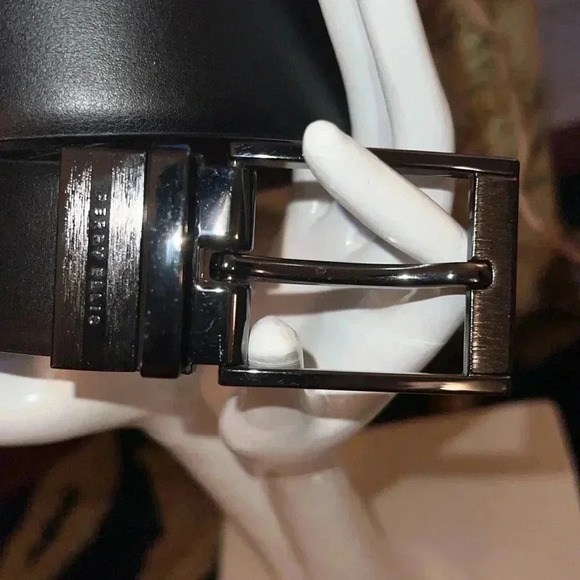 Perry Ellis Men’s Black Brown Reversible Leather Belt Gun Metal Square Buckle - Picture 8 of 16